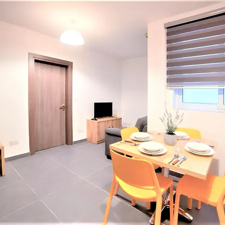 Lägenhet Elise Gzira