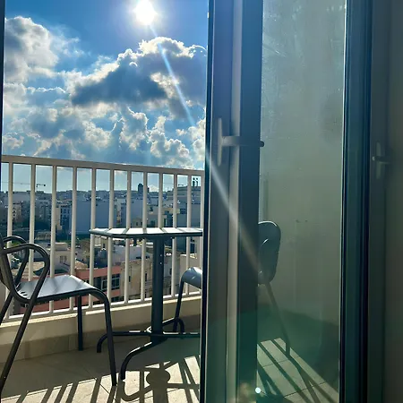 Elise Apartament *