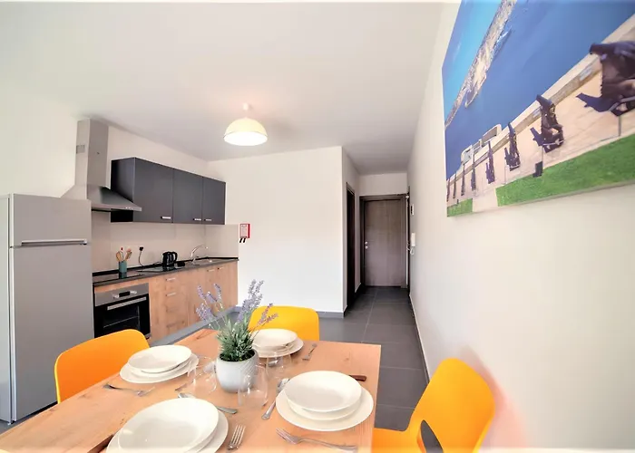 Διαμέρισμα Elise Gzira